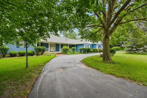 6S155 West Ridge Drive Aurora IL 60506