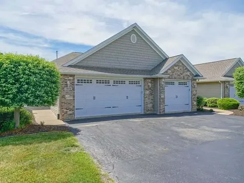 1629 Warrenton Court Byron IL 61010