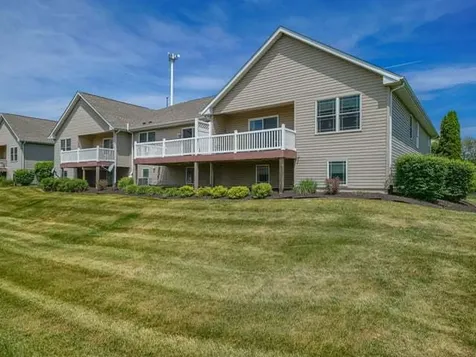 1629 Warrenton Court Byron IL 61010