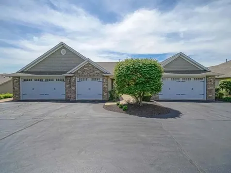 1629 Warrenton Court Byron IL 61010