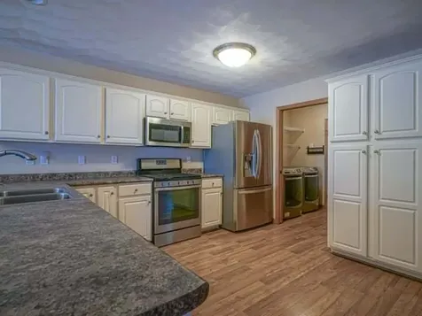 1629 Warrenton Court Byron IL 61010