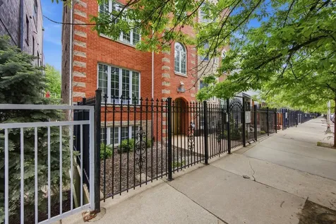 1333 North Bosworth Avenue Chicago IL 60642