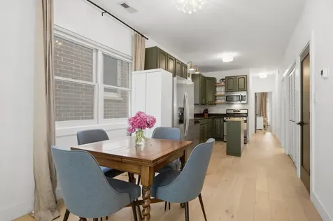 1333 North Bosworth Avenue Chicago IL 60642