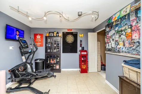 3631 North Pacific Avenue Chicago IL 60634