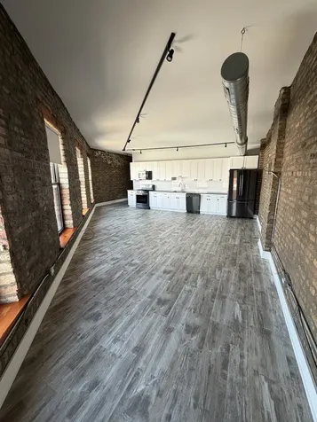 1572 North Milwaukee Avenue Chicago IL 60622