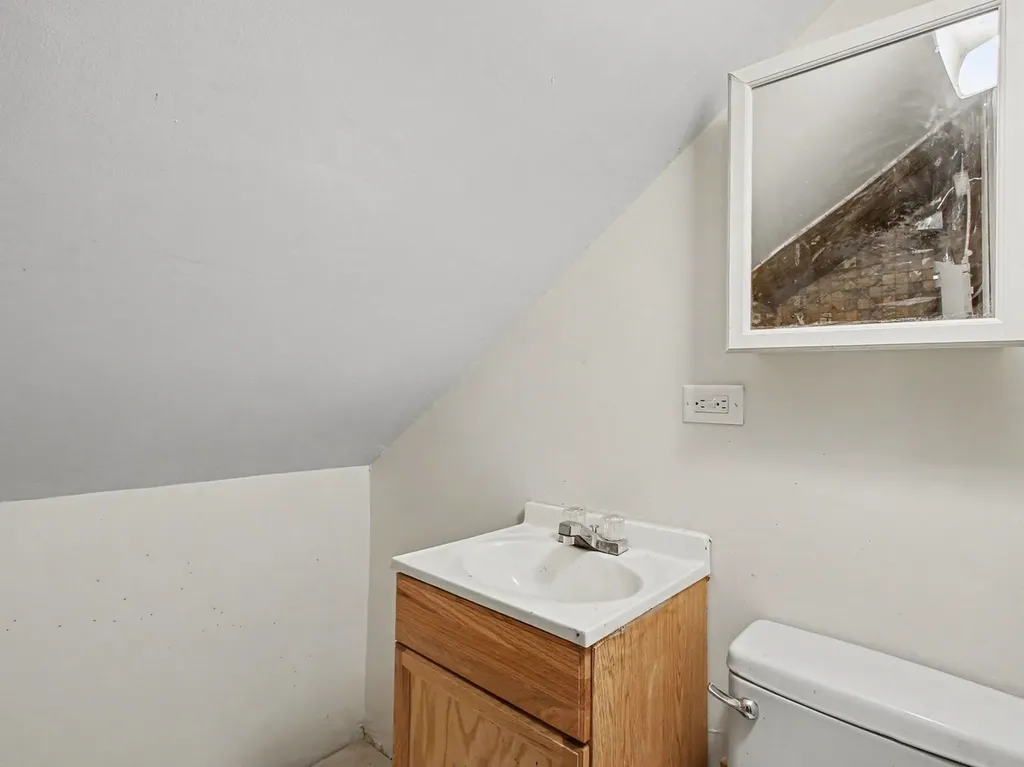 11949 South Lafayette Avenue Chicago IL 60628