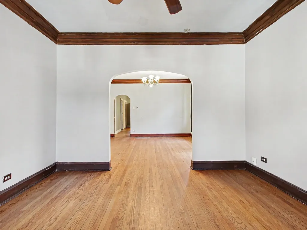 11949 South Lafayette Avenue Chicago IL 60628
