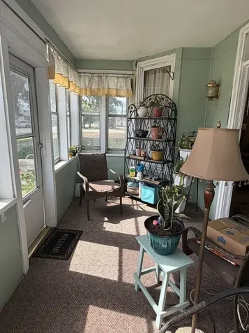 411 North Monroe Street Clinton IL 61727