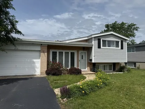 212 Valerie Court Glenview IL 60025