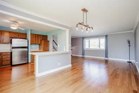 1481 Chaffee Court Elk Grove Village IL 60007
