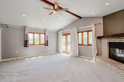 1481 Chaffee Court Elk Grove Village IL 60007