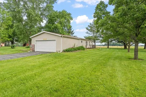 462 County Road 2600 N Mahomet IL 61853