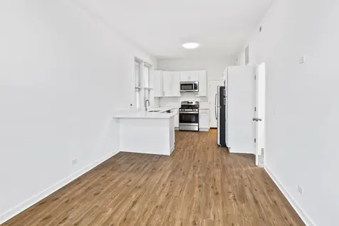 1349 West Taylor Street Chicago IL 60607
