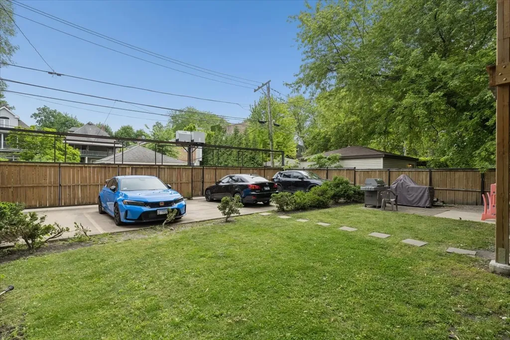 1529 West Touhy Avenue Chicago IL 60626