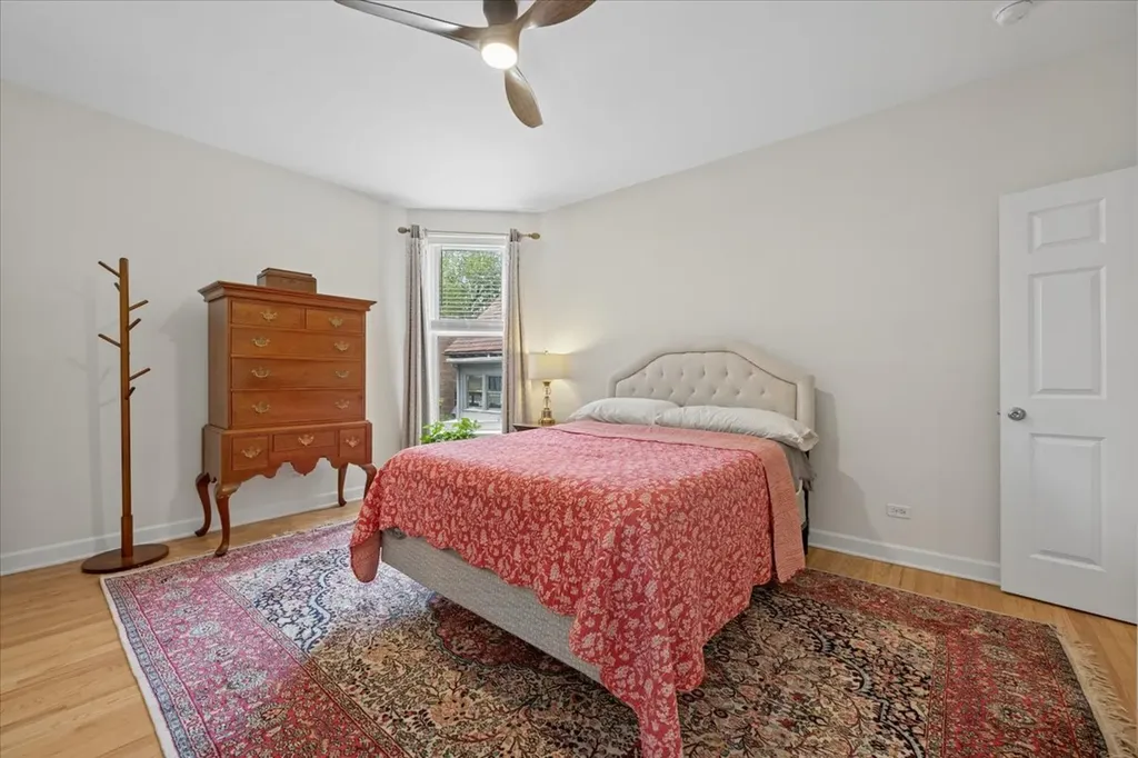 1529 West Touhy Avenue Chicago IL 60626