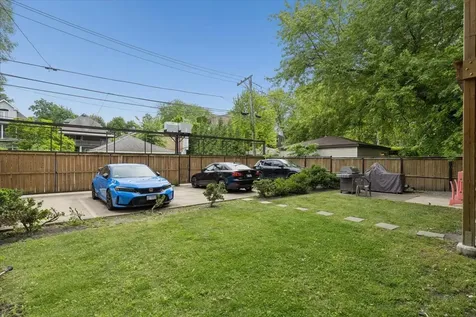 1529 West Touhy Avenue Chicago IL 60626