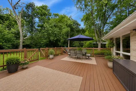 2288 South Westwood Lane Palatine IL 60067