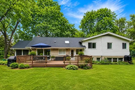 2288 South Westwood Lane Palatine IL 60067