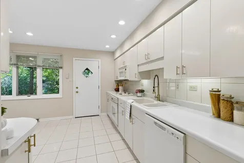 726 East 194th Street Glenwood IL 60425