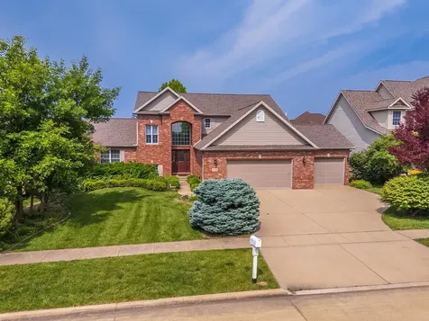 2004 Withers Lane Bloomington IL 61704