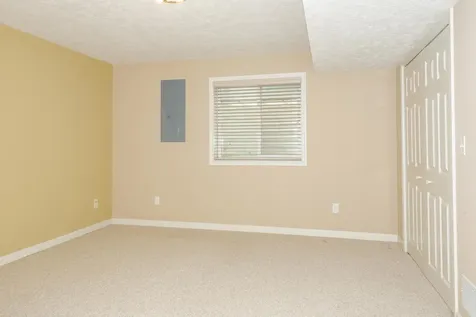 2004 Withers Lane Bloomington IL 61704