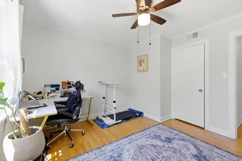 1423 Kirk Street Evanston IL 60202