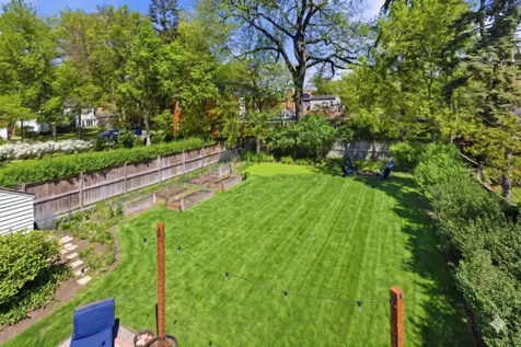 1423 Kirk Street Evanston IL 60202