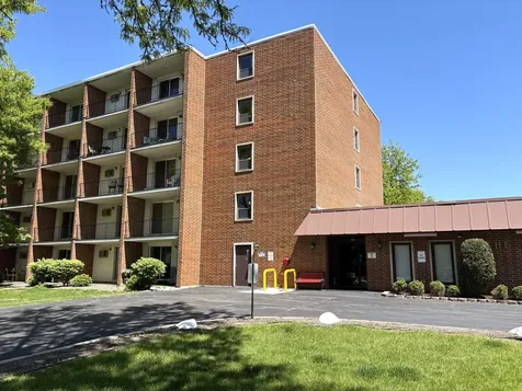 255 South West Avenue Elmhurst IL 60126