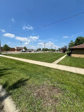 3298 7TH Street Park City IL 60085