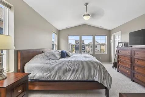 32 North Lincoln Lane Arlington Heights IL 60004