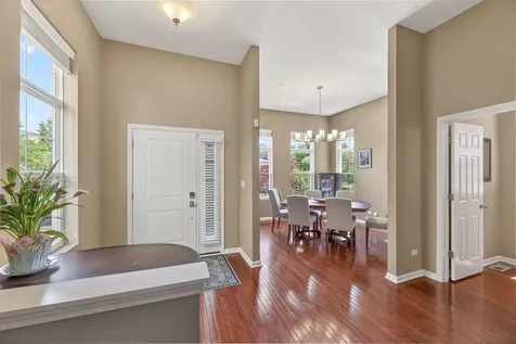 32 North Lincoln Lane Arlington Heights IL 60004