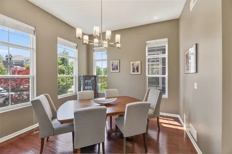 32 North Lincoln Lane Arlington Heights IL 60004