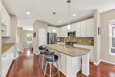 32 North Lincoln Lane Arlington Heights IL 60004