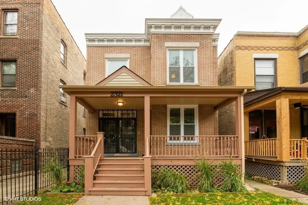 2321 North Sawyer Avenue Chicago IL 60647