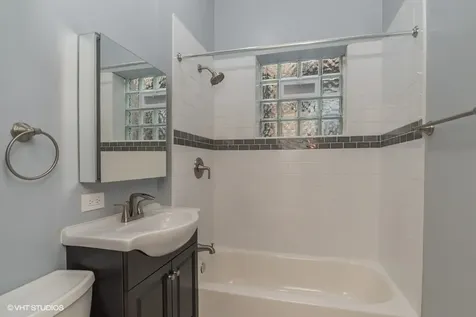 2321 North Sawyer Avenue Chicago IL 60647