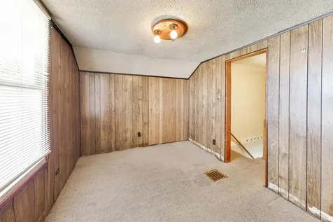 5207 North Lovejoy Avenue Chicago IL 60630
