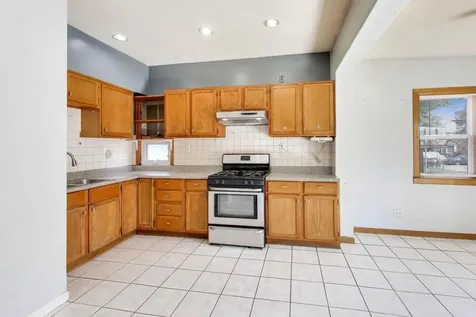 5207 North Lovejoy Avenue Chicago IL 60630