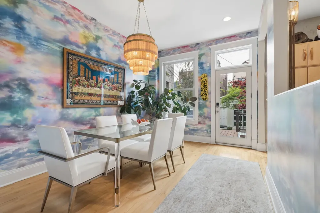 2023 West Walton Street Chicago IL 60622