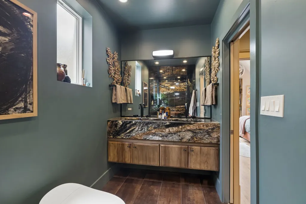 2023 West Walton Street Chicago IL 60622