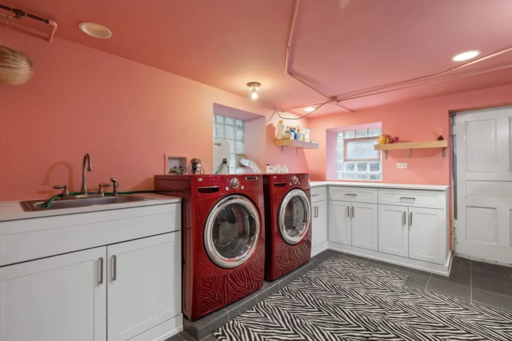 2023 West Walton Street Chicago IL 60622