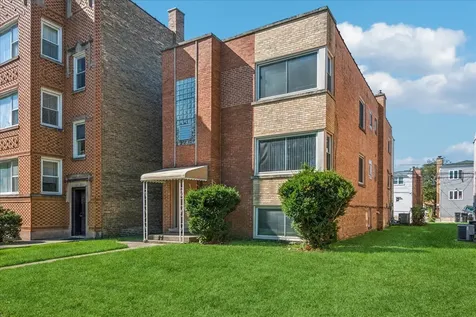 8940 Lamon Avenue Skokie IL 60077