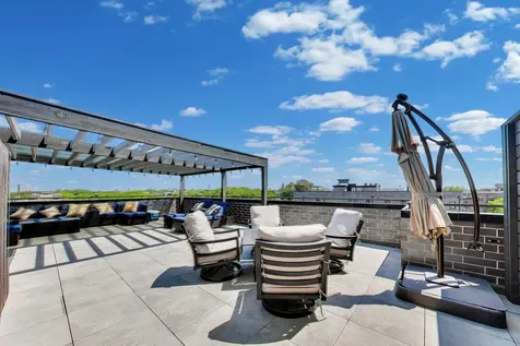 5137 North Lincoln Avenue Chicago IL 60625
