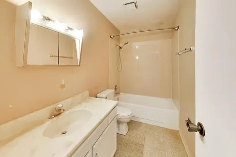 26371 North Diamond Lake Road Mundelein IL 60060