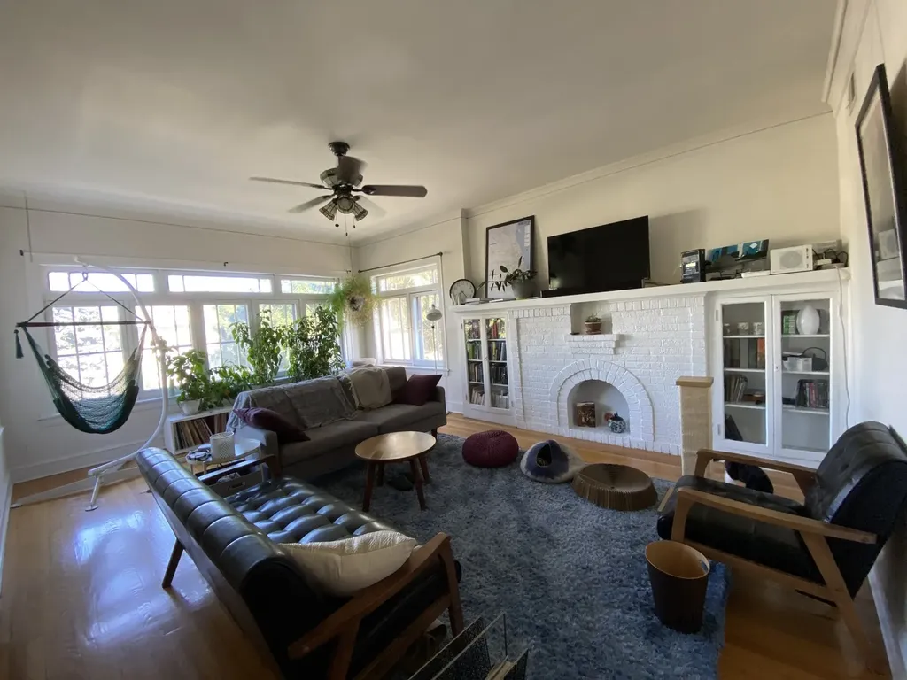 3638 North Keeler Avenue Chicago IL 60641