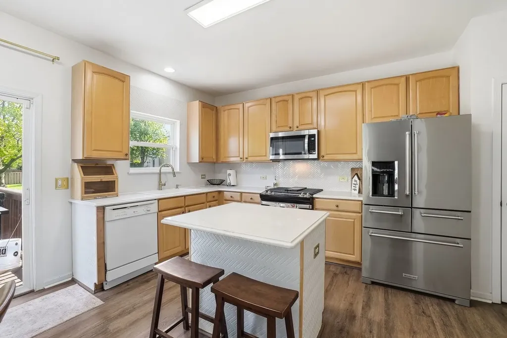 2361 Shiloh Drive Aurora IL 60503