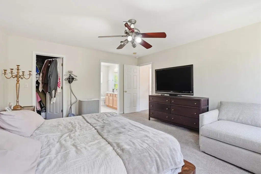 2361 Shiloh Drive Aurora IL 60503