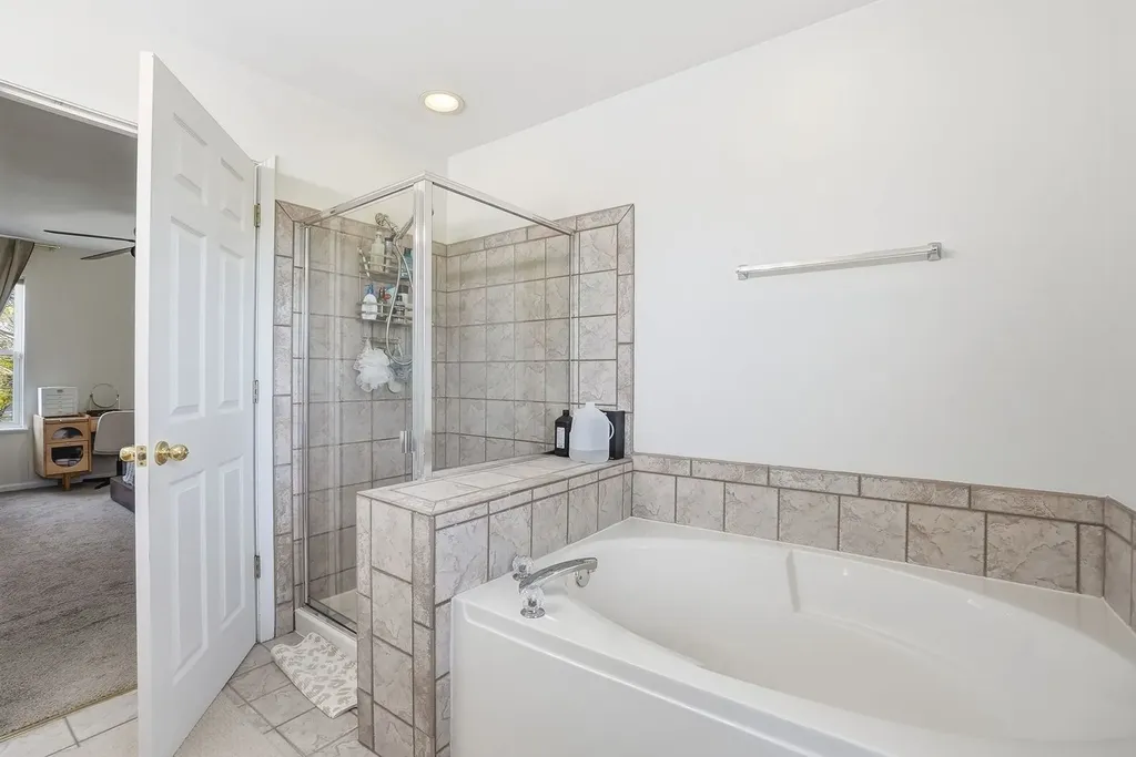 2361 Shiloh Drive Aurora IL 60503