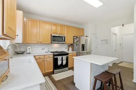 2361 Shiloh Drive Aurora IL 60503