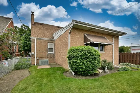 1620 North 73rd Court Elmwood Park IL 60707