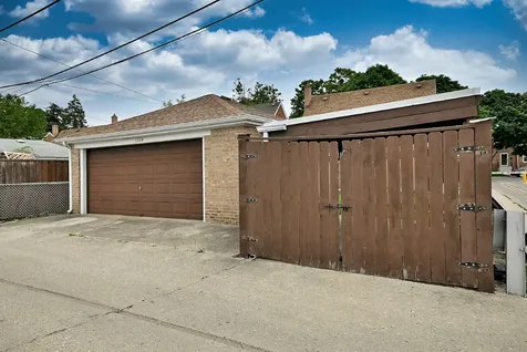 1620 North 73rd Court Elmwood Park IL 60707